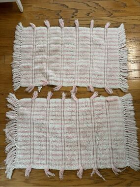 Honeybloom Pink Striped Cotton Bath Rug with Tassels, 20x30, Pink & White Fringe